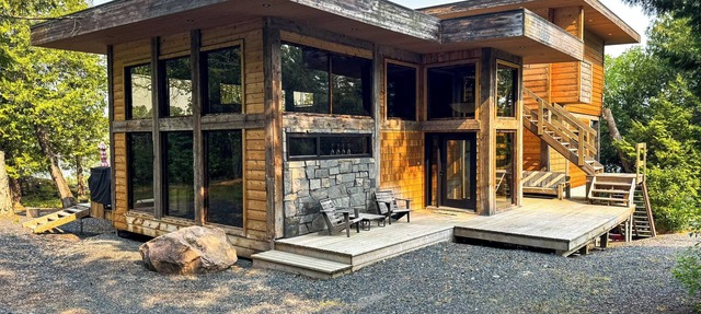 Stunning, Rustic Cottage on Lake of the Woods! in Kenora