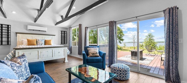 Table Rock Lakefront Studio w Access Private Hot Tub Free Daily Tickets in Hollister