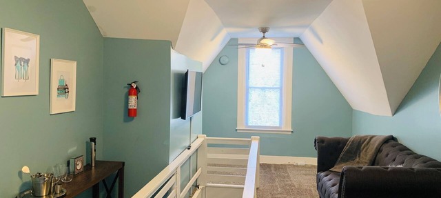 Tranquil 1-bedroom Fashion Styled apartment in Baltimore