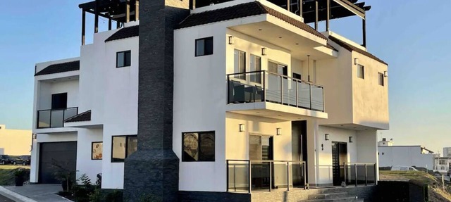 VILLA BLANCA Luxury property,180° Ocean Views. in Playas de Rosarito