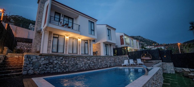 Villa LOTUS özel havuzlu lüks villa,özel bahçe ve veranda , açık alanda, veranda in Marmaris