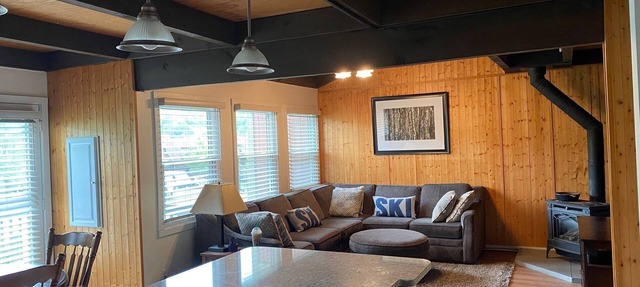 Walk Everywhere From This Spacious 3 BR Family & Pet Friendly Condo in Virgil