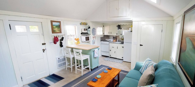 Walk to Beach | Parking for 2 Cars | Close to Town in Yarmouth