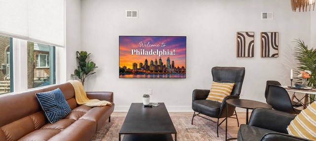 Walk to Stadium Events |Kid Friendly | Game Room in Philadelphia