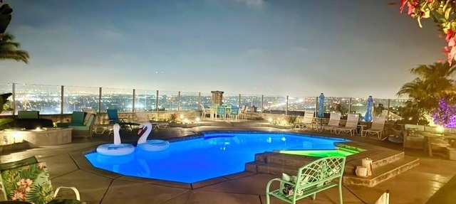 Wow! Private Pool and Spa Home w/Ocean/City Views, A/C, Fire Pit, Putting Green! in San Diego