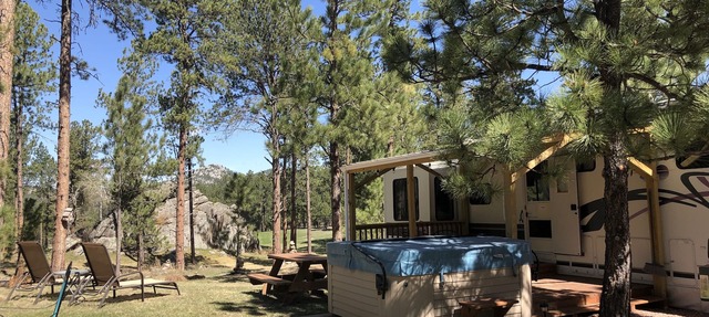 Your Oasis is waiting! Glamping with all the amenities. Cozy, private, relaxing. in Custer
