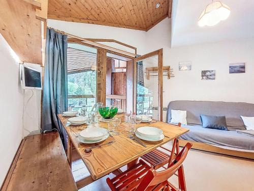 Apartment Pierres Blanches F et H-10 by Interhome in Le Cugnon