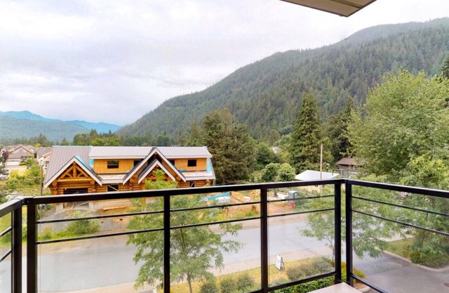 Harrison Suites 