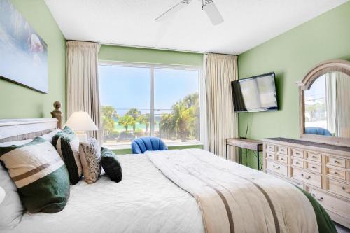 Leeward Key Miramar Beach 