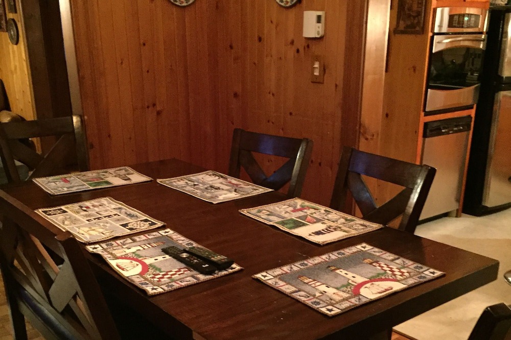 Photo of Kitchen in Pointe-aux-Trembles