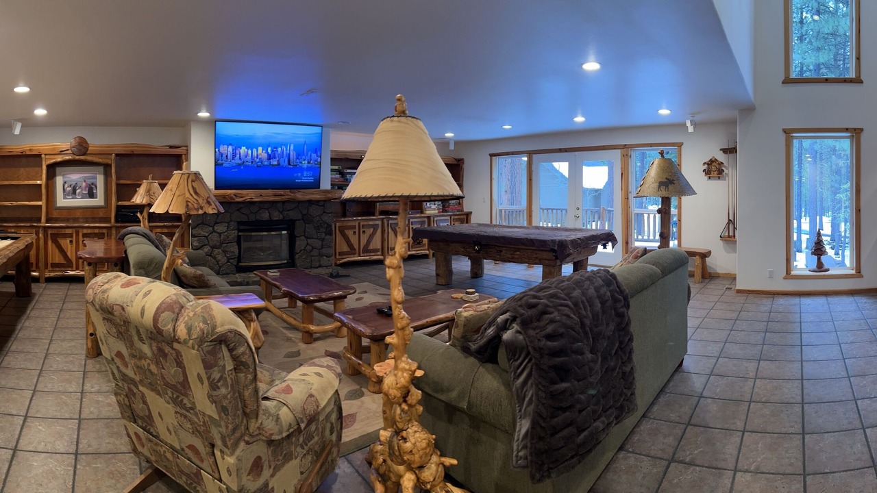 Photo of Bedroom in Black Butte Ranch