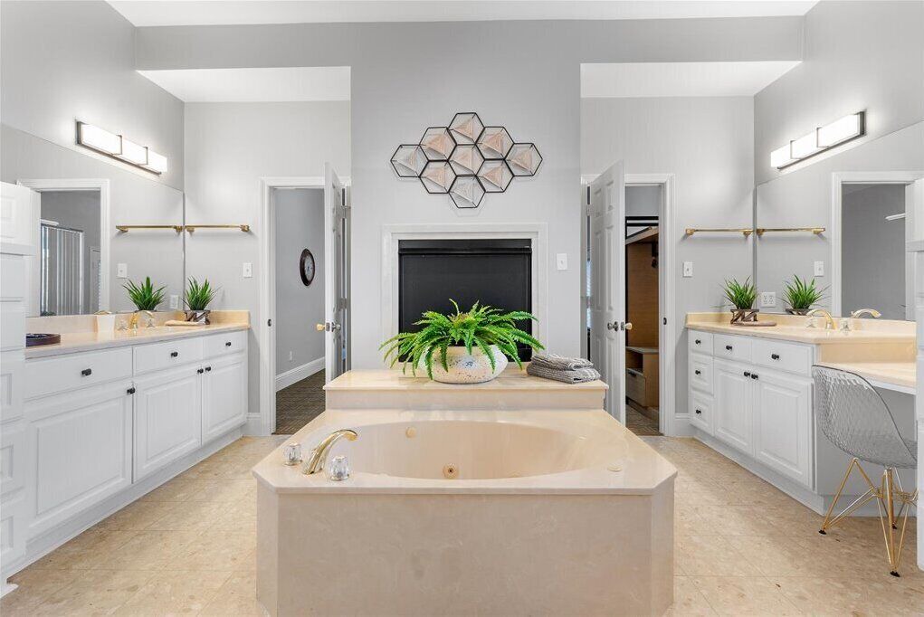 Photo of Bathroom in DeSoto