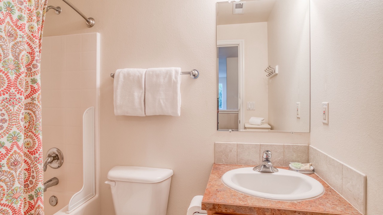 Photo of Bathroom in Westbrook Meadows