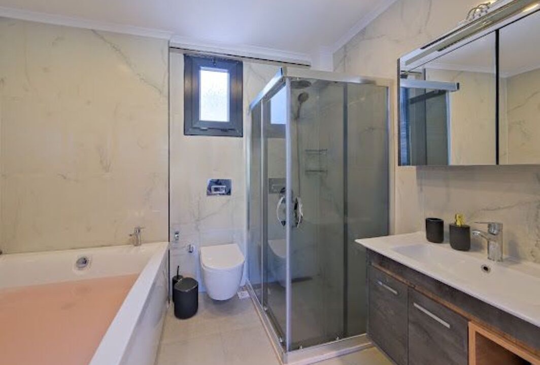 Photo of Bathroom in Oludeniz