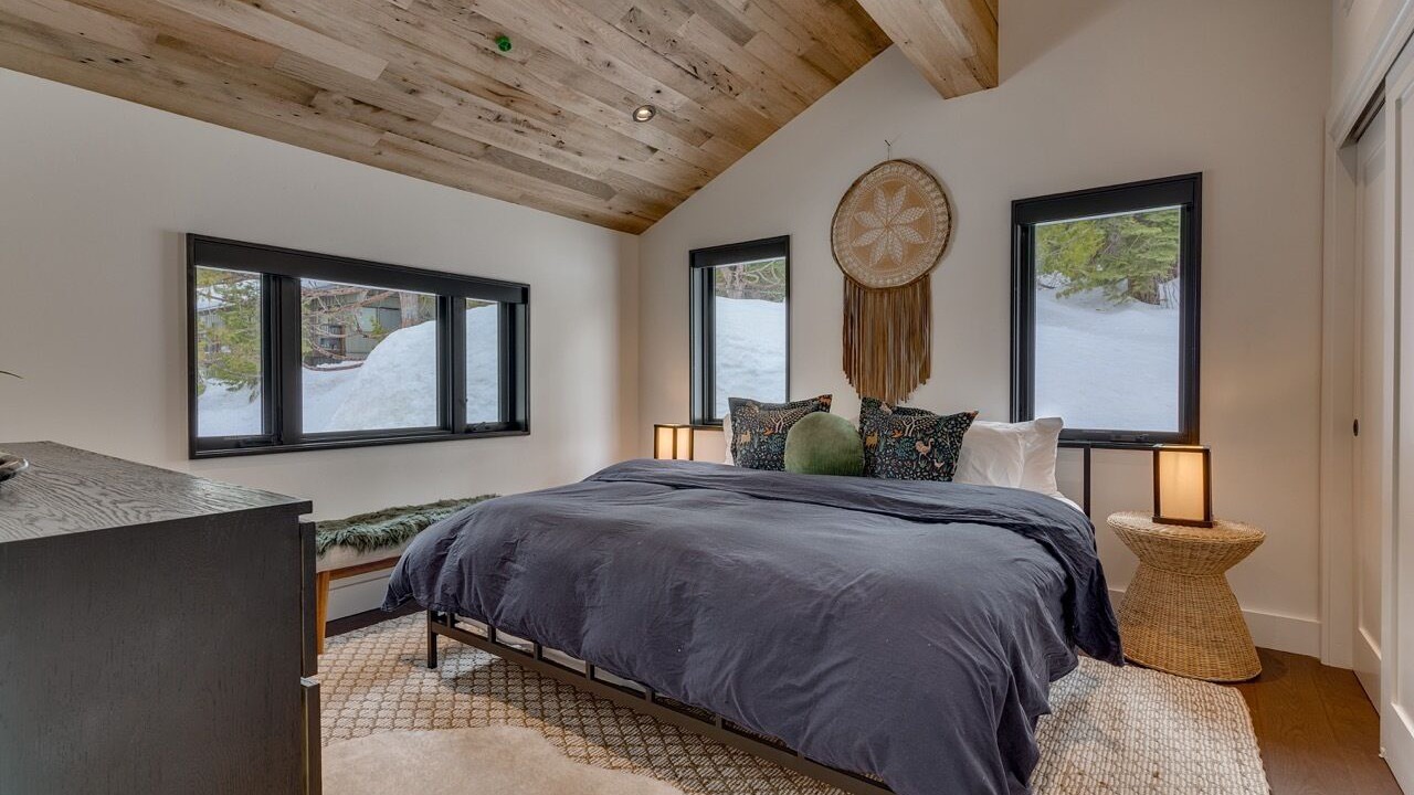 Photo of Bedroom in Tahoma