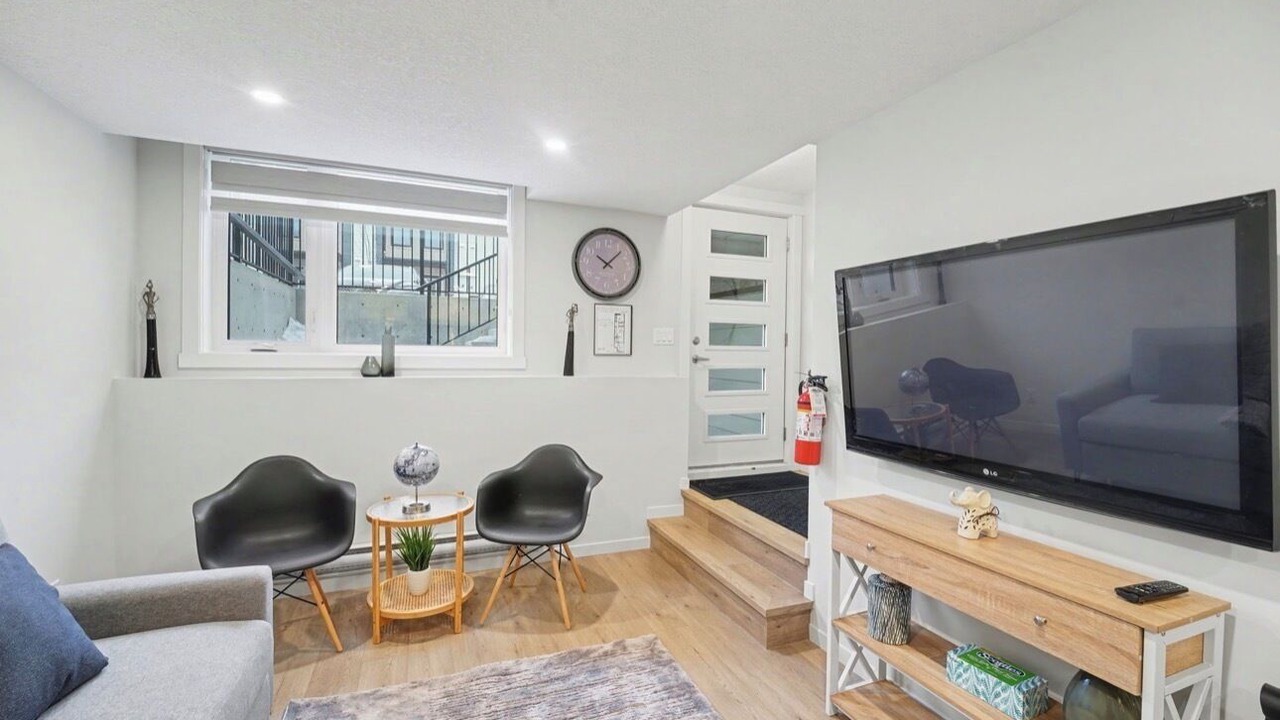 Photo of Livingroom in Calgary