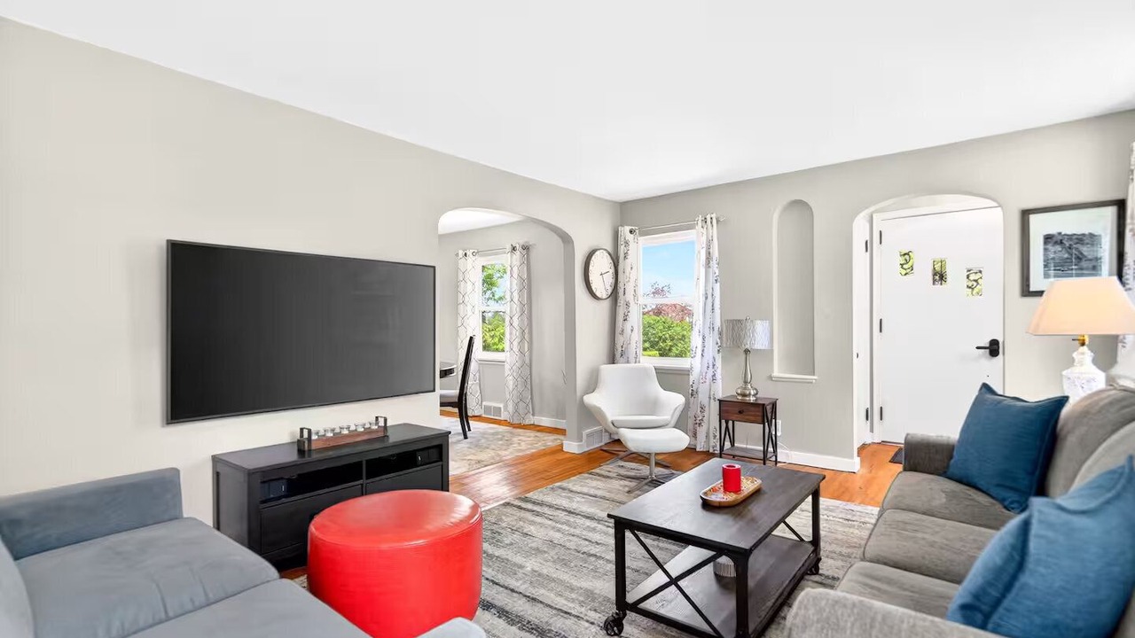 Photo of Livingroom in Level Green