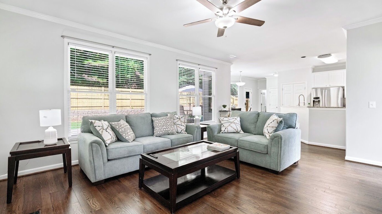 Photo of Livingroom in Mableton