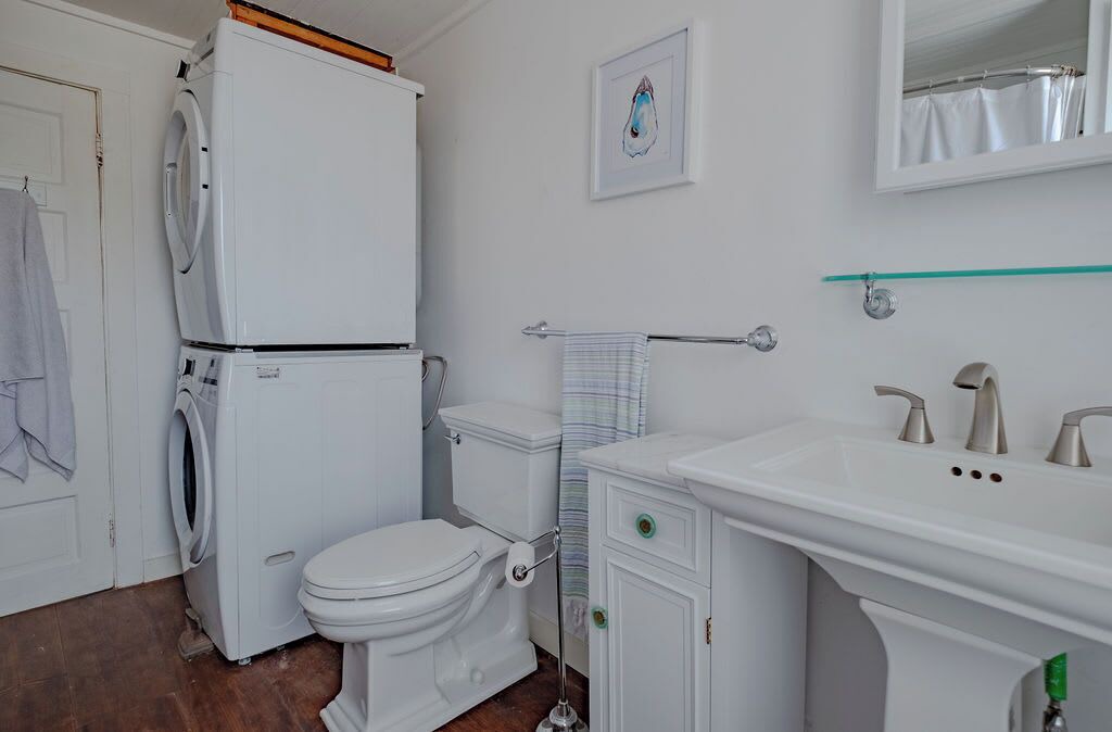 Photo of Bathroom in Peaks Island