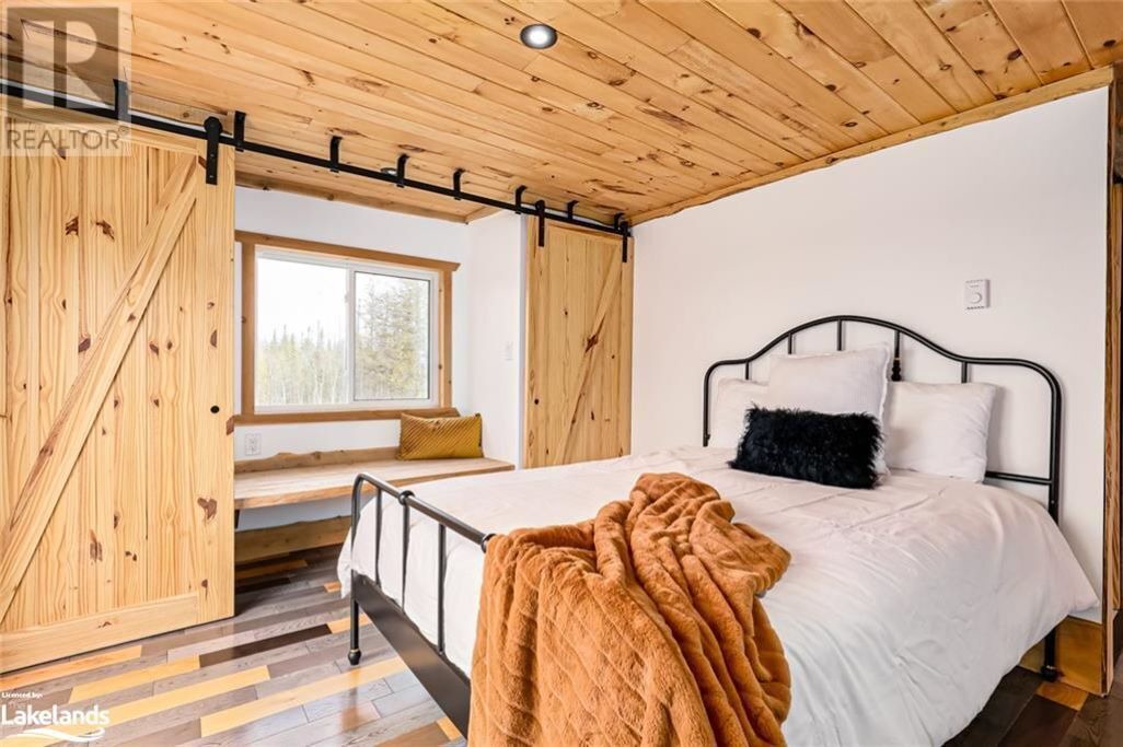 Photo of Bedroom in Meaford