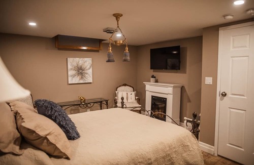 Chepstow Bed & Breakfast | The Chepstow Inn