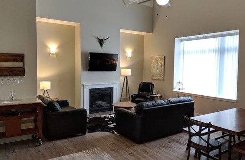 Ellicottville Apartment | Newly Renovated Modern 2-Bedroom In The Village Of Ellicottville