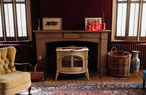 Historical Center Bruges Apartment | La Petite Foret | Room(s) in Historic Townhouse by the Burg in Bruges | Multiple Ensuite Units | Up to 8 Guests