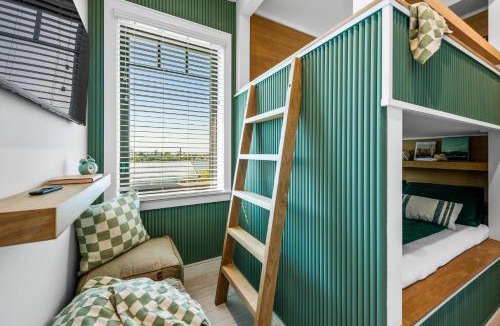 Bradenton Beach House | Tropic Like Its Hot