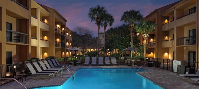 Courtyard by Marriott Jacksonville at Mayo Clinic Campus/Beaches in Jacksonville