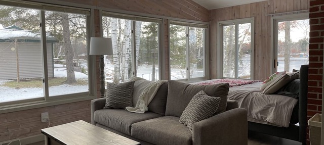 Escape to Birch Narrows Cottage on The Whitefish Chain/Includes Guest Cabin in Crosslake