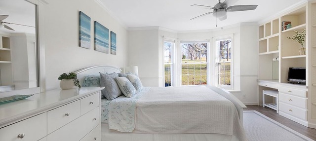Lakefront, Swimming pool family home minutes from downtown Nashville in Hendersonville