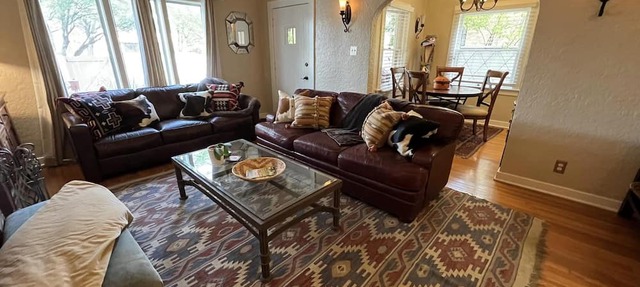 Embrace the spirit of the Southwest at Villa Blanca, UA Stadium! Garage Parking! in Tucson