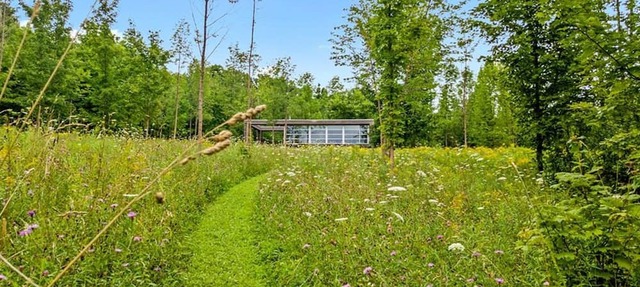 A Modern Home on Top of the Beaver Valley with Direct Access to the Bruce Trail. in Flesherton