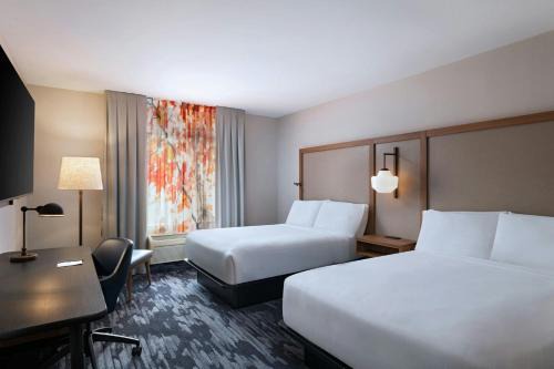 Fairfield Inn 